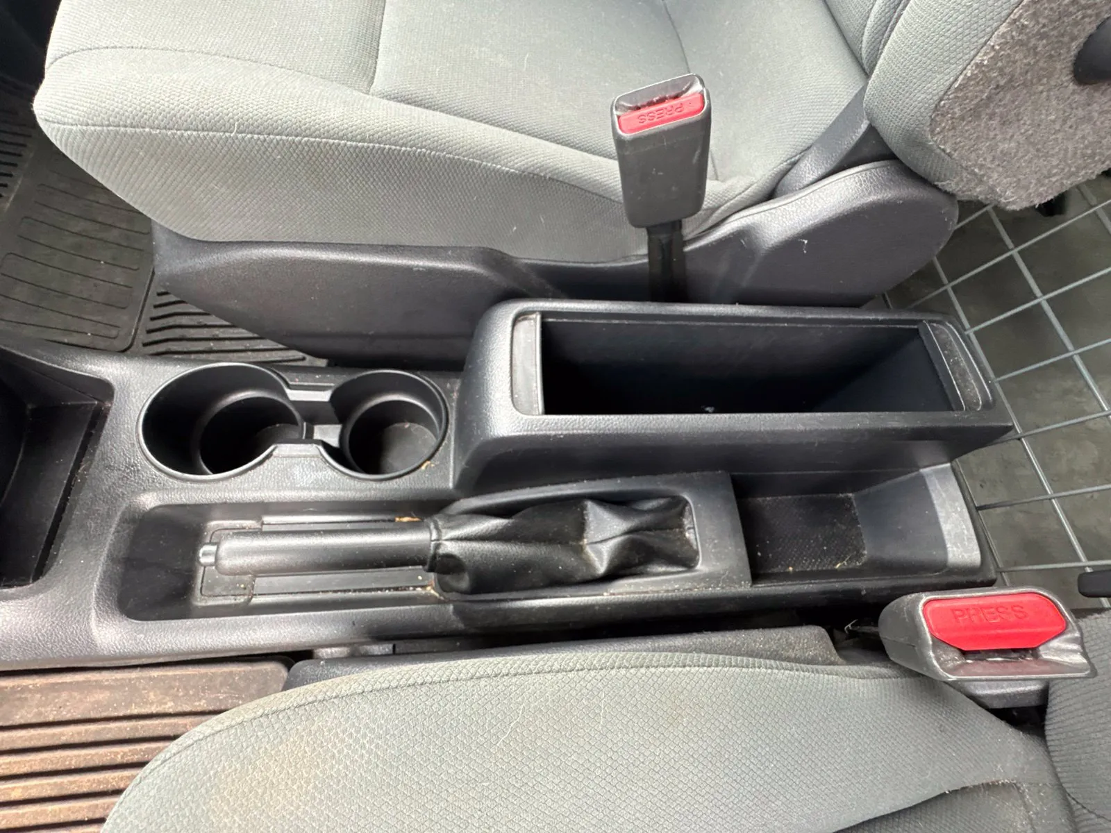 2015 Nissan NV200 SV - Photo 16