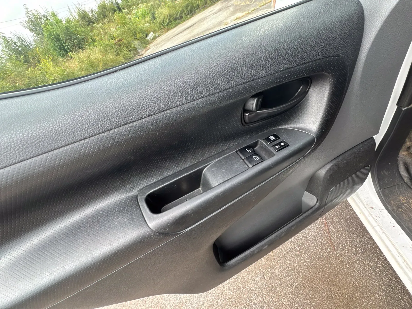 2015 Nissan NV200 SV - Photo 12