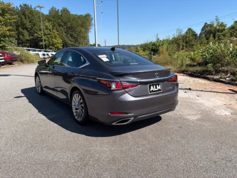 More photos of 2023 Lexus ES 350 Luxury at ALM Hyundai West, GA