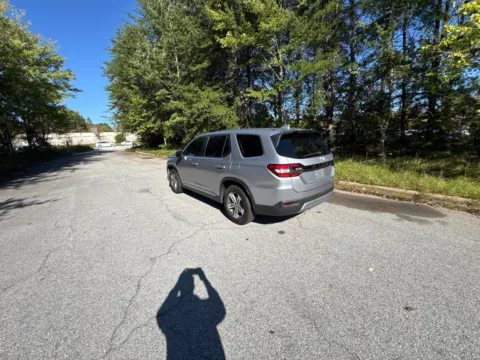 Another view of 2025 Honda Pilot EX-L for sale in Lithia Springs, GA at ALM Hyundai West