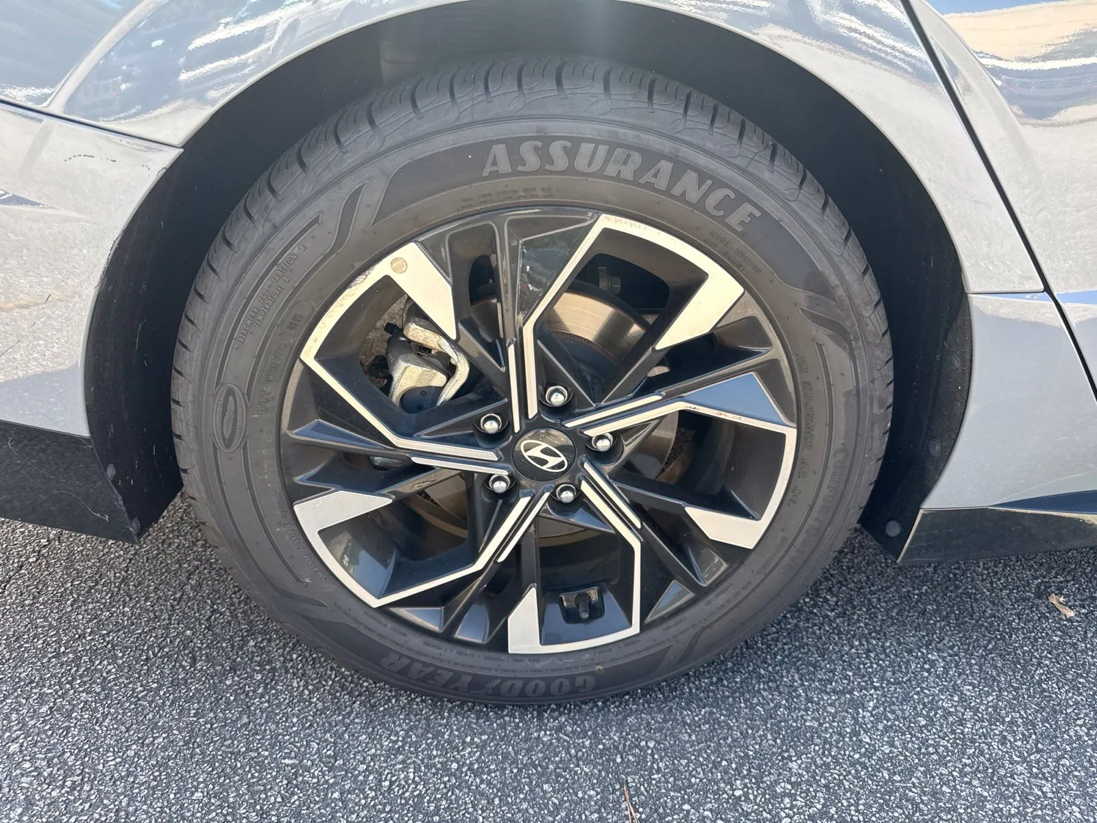 2025 Hyundai Sonata SEL - Photo 10