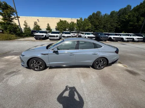 Photos of 2025 Hyundai Sonata SEL for sale in Lithia Springs, GA at ALM Hyundai West