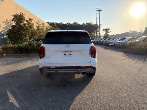 More photos of 2025 Hyundai Palisade SEL at ALM Hyundai West, GA