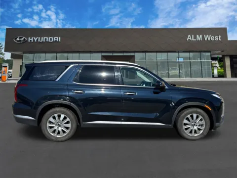 More photos of 2025 Hyundai Palisade SEL at ALM Hyundai West, GA