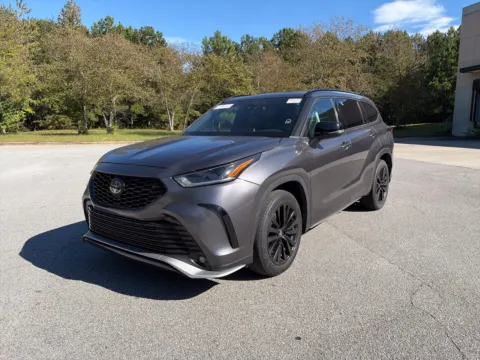 Photos of 2024 Toyota Highlander XSE for sale in Lithia Springs, GA at ALM Hyundai West