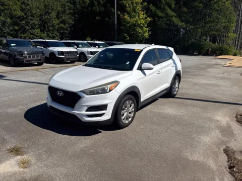 White 2019 Hyundai Tucson SE for sale in Lithia Springs, GA
