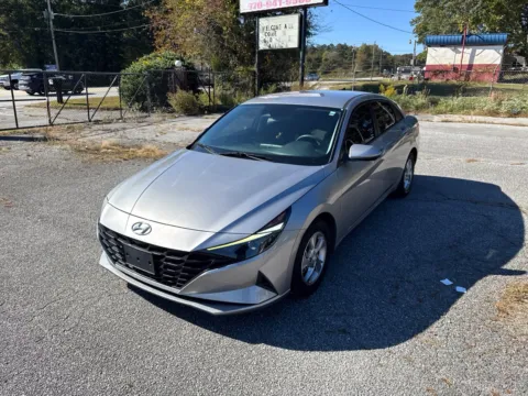 Silver 2021 Hyundai Elantra SE for sale in Lithia Springs, GA