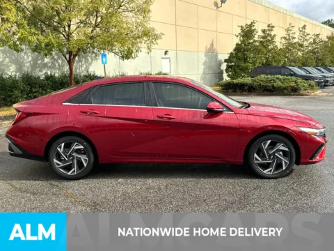 More photos of 2025 Hyundai Elantra SEL Convenience at ALM Hyundai West, GA