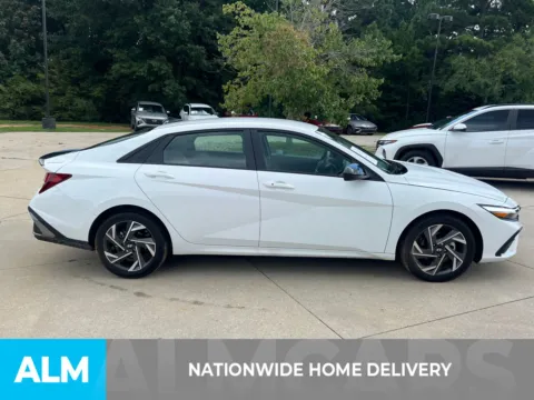 More photos of 2025 Hyundai Elantra SEL Sport at ALM Hyundai West, GA