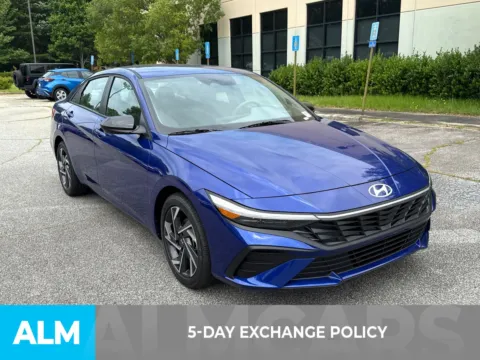 More photos of 2025 Hyundai Elantra SEL Sport at ALM Hyundai West, GA