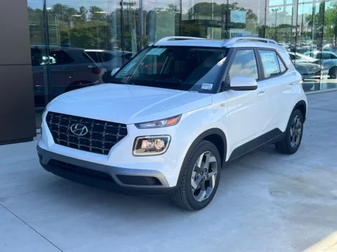 White 2025 Hyundai Venue SEL for sale in Lithia Springs, GA