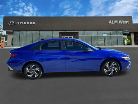 More photos of 2025 Hyundai Elantra SEL Sport at ALM Hyundai West, GA