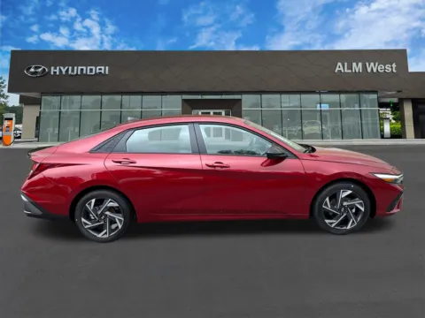 More photos of 2025 Hyundai Elantra SEL Sport at ALM Hyundai West, GA