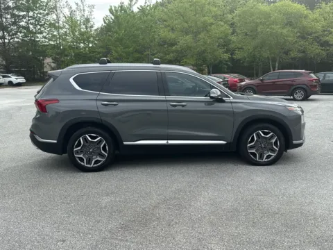 More photos of 2022 Hyundai Santa Fe Limited at ALM Hyundai West, GA