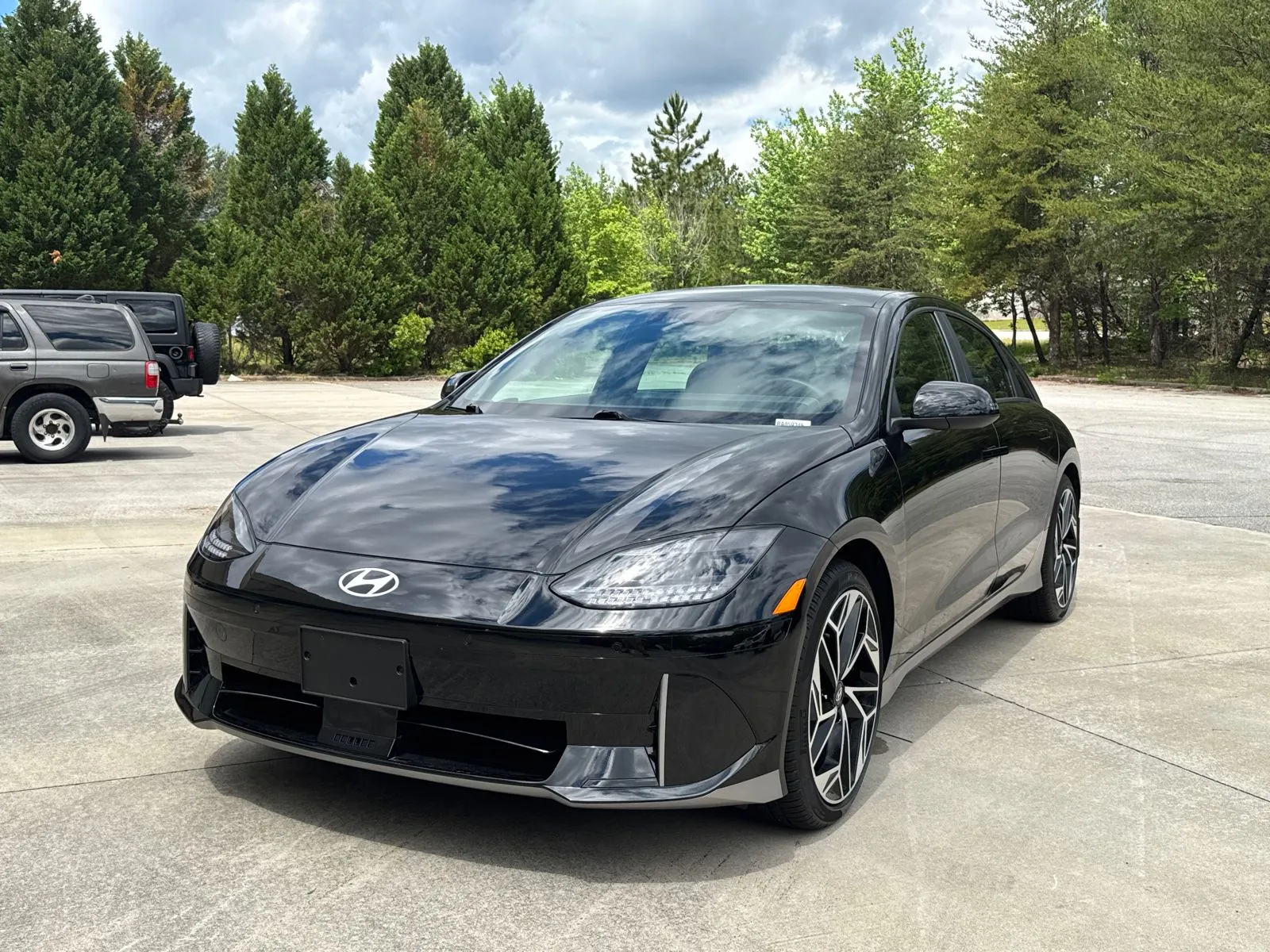 Used 2024 Hyundai IONIQ 6 Preferred with VIN KMHM34AC3RA059345 for sale in Perry, GA