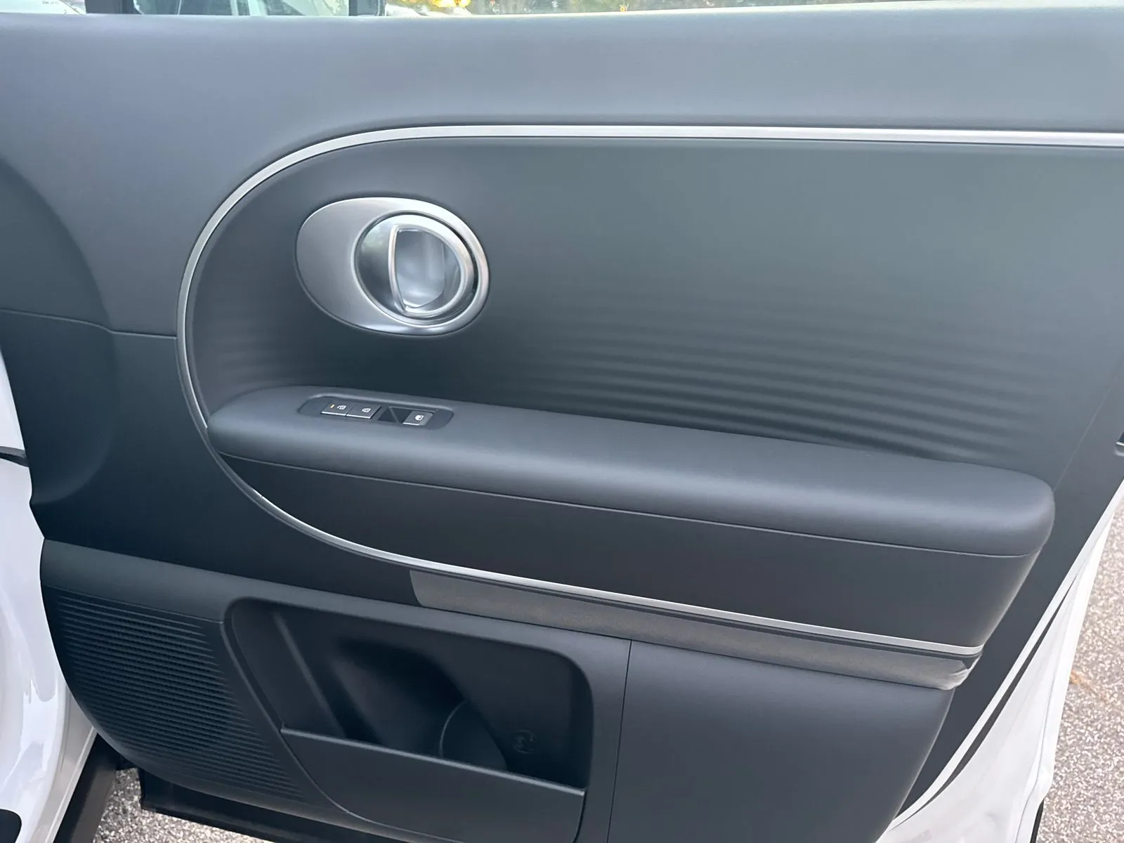 2026 Hyundai IONIQ 9 SE - Photo 15