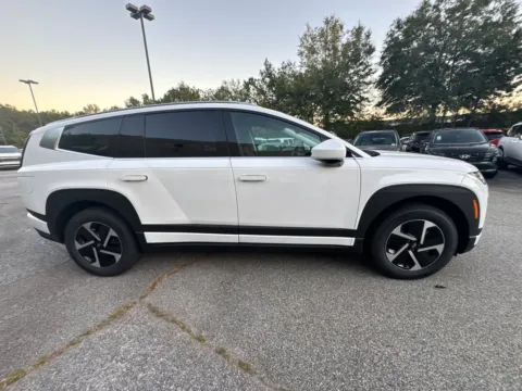 More photos of 2026 Hyundai IONIQ 9 SE at ALM Hyundai West, GA