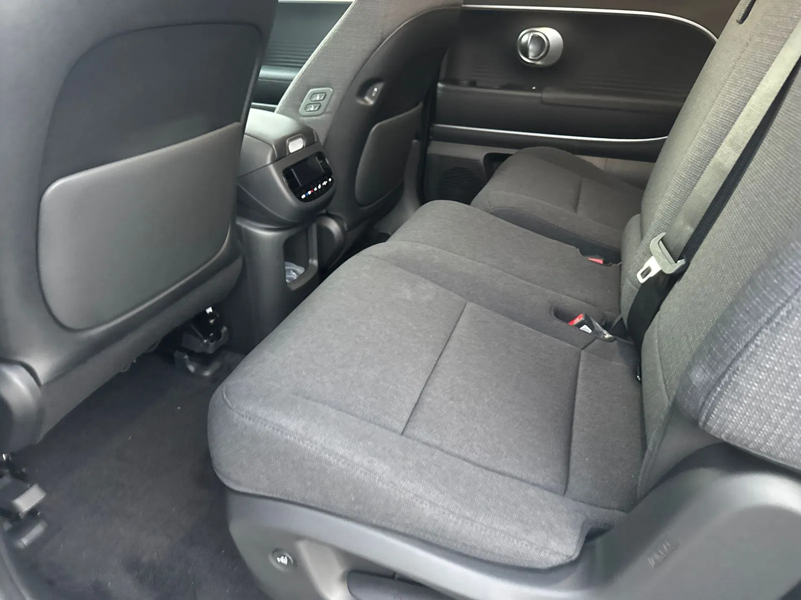 2026 Hyundai IONIQ 9 SE - Photo 20