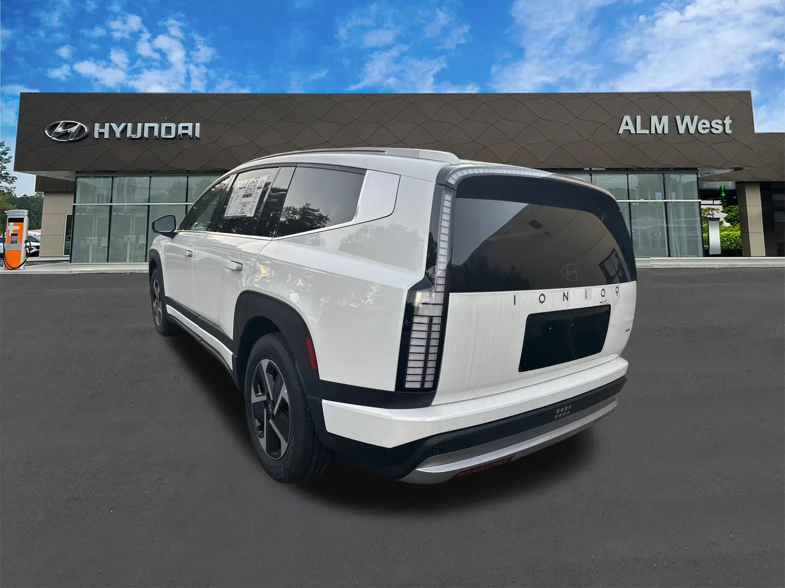 2026 Hyundai IONIQ 9 SE - Photo 8
