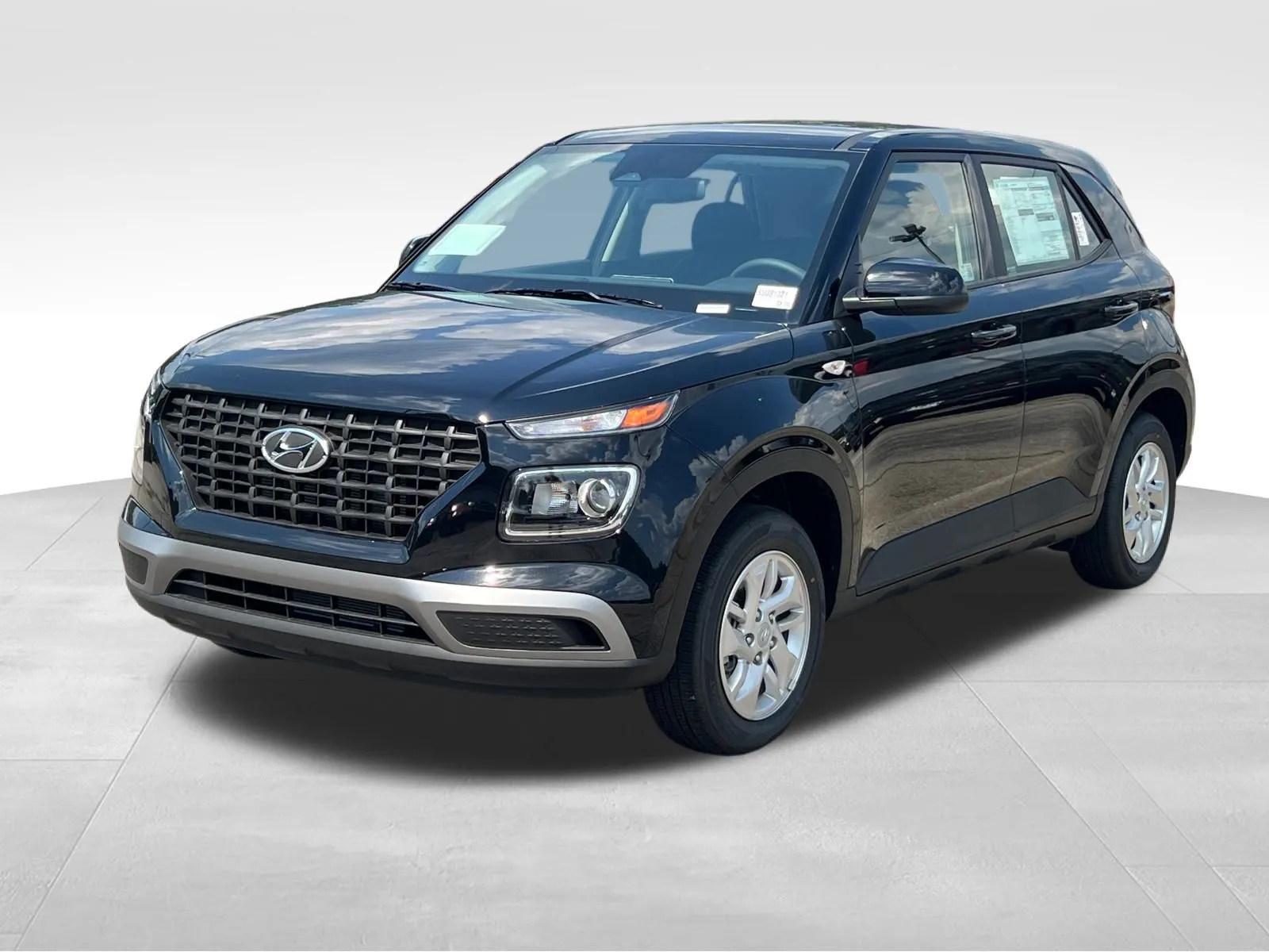 Black 2025 Hyundai Venue SE for sale in Lithia Springs, GA