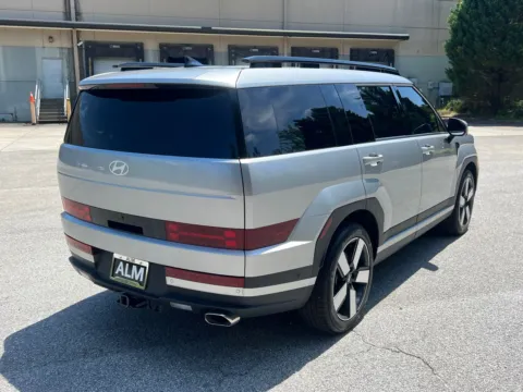 More photos of 2024 Hyundai Santa Fe Limited at ALM Hyundai West, GA