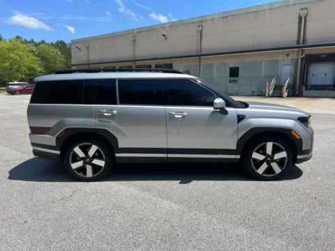 More photos of 2024 Hyundai Santa Fe Limited at ALM Hyundai West, GA