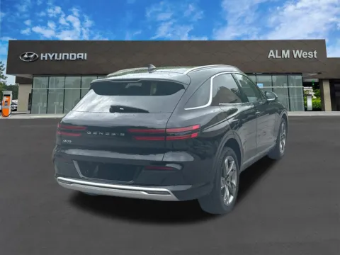 More photos of 2023 Genesis Electrified GV70 Advanced at ALM Hyundai West, GA
