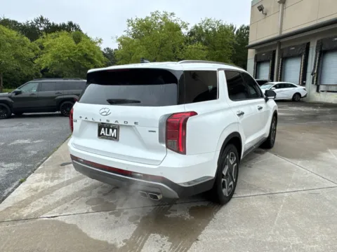 More photos of 2024 Hyundai Palisade Limited at ALM Hyundai West, GA