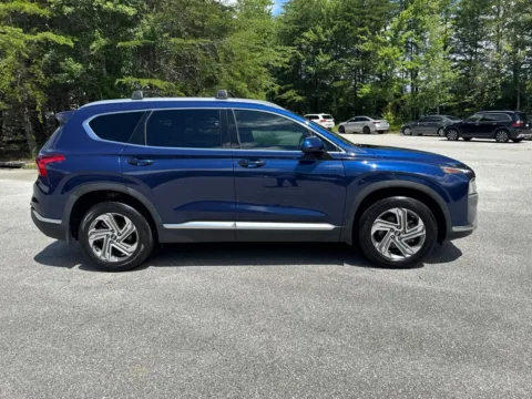 More photos of 2022 Hyundai Santa Fe SEL at ALM Hyundai West, GA
