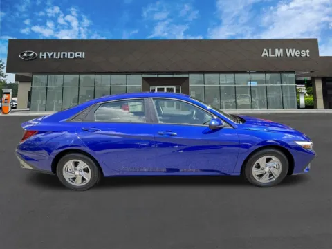 More photos of 2025 Hyundai Elantra SE at ALM Hyundai West, GA