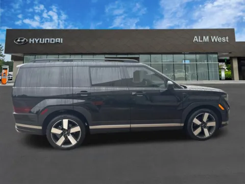 More photos of 2024 Hyundai Santa Fe Limited at ALM Hyundai West, GA