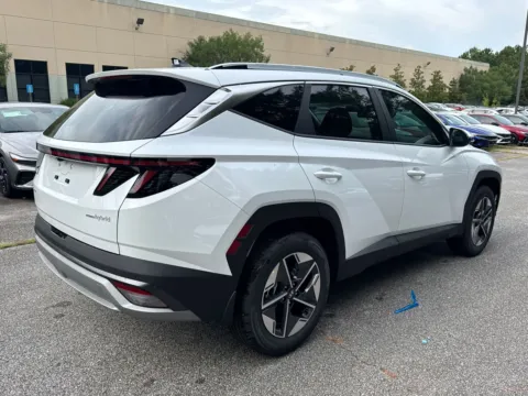More photos of 2025 Hyundai Tucson Hybrid SEL Convenience at ALM Hyundai West, GA