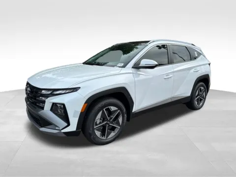 White 2025 Hyundai Tucson Hybrid SEL Convenience for sale in Lithia Springs, GA