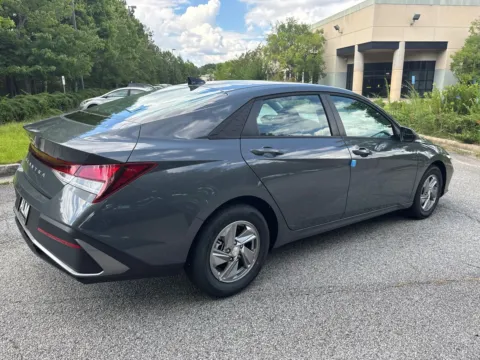 More photos of 2025 Hyundai Elantra SE at ALM Hyundai West, GA