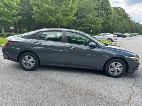 More photos of 2025 Hyundai Elantra SE at ALM Hyundai West, GA