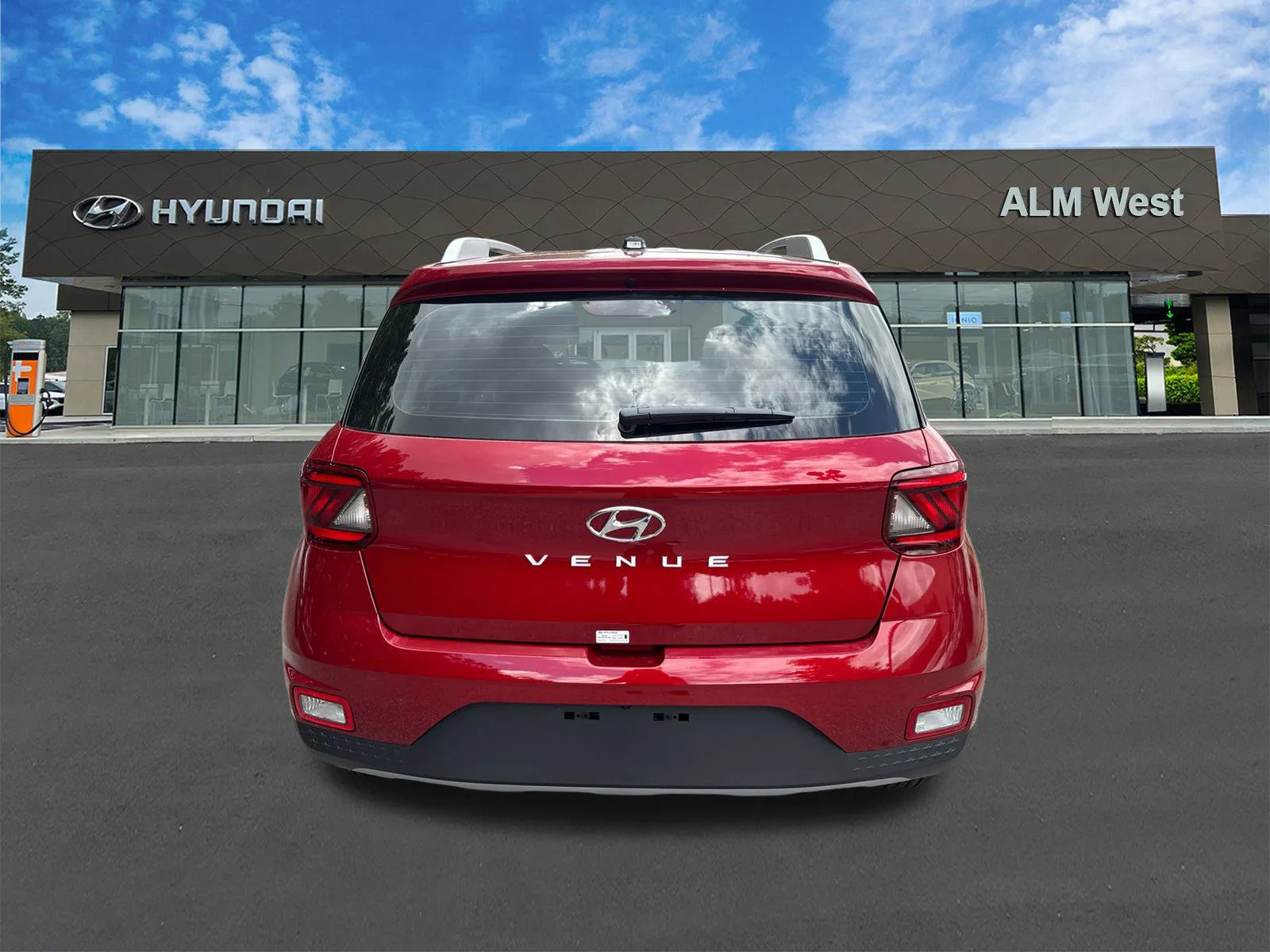 2025 Hyundai Venue SEL - Photo 7