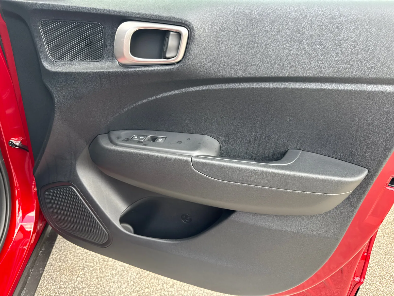 2025 Hyundai Venue SEL - Photo 15