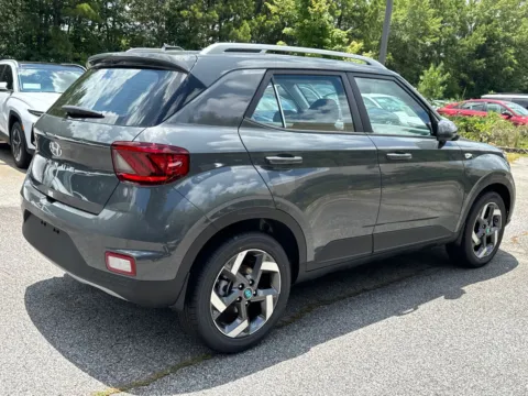 More photos of 2025 Hyundai Venue SEL at ALM Hyundai West, GA