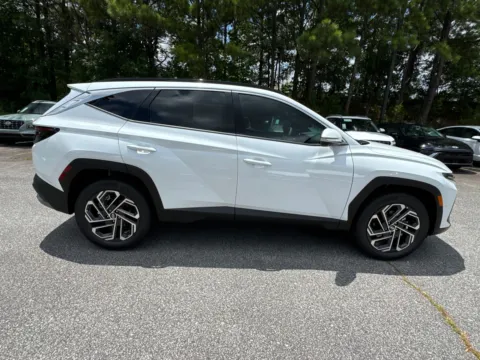 More photos of 2025 Hyundai Tucson Hybrid Limited at ALM Hyundai West, GA
