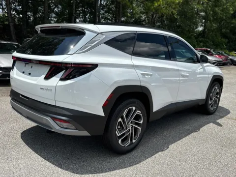 More photos of 2025 Hyundai Tucson Hybrid Limited at ALM Hyundai West, GA