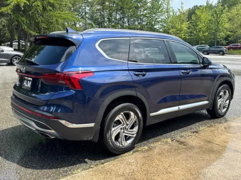 More photos of 2022 Hyundai Santa Fe SEL at ALM Hyundai West, GA
