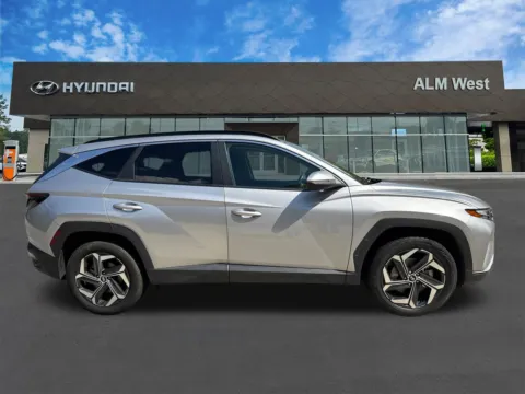 More photos of 2022 Hyundai Tucson Hybrid SEL Convenience at ALM Hyundai West, GA