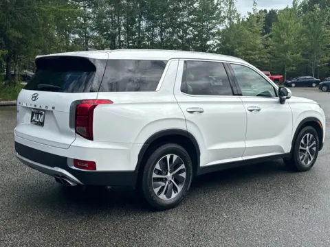 More photos of 2021 Hyundai Palisade SEL at ALM Hyundai West, GA