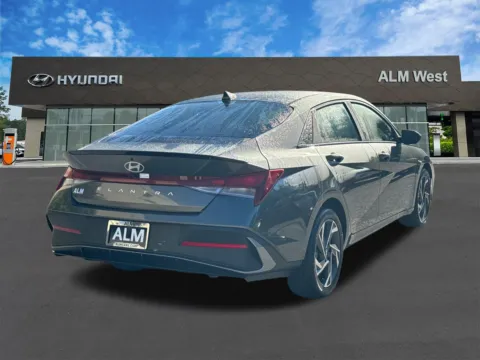 More photos of 2025 Hyundai Elantra SEL Sport at ALM Hyundai West, GA