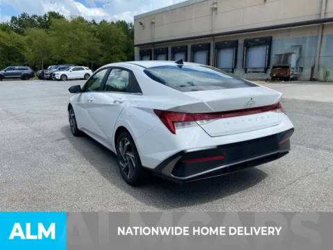 More photos of 2024 Hyundai Elantra SEL at ALM Hyundai West, GA