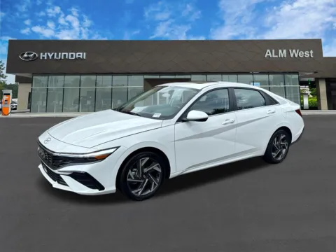 White 2024 Hyundai Elantra SEL for sale in Lithia Springs, GA