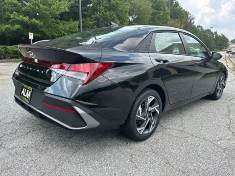 More photos of 2025 Hyundai Elantra SEL Sport at ALM Hyundai West, GA