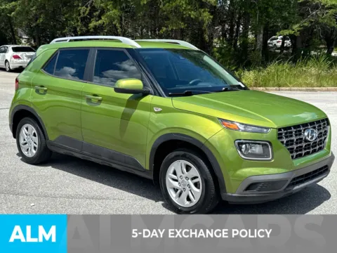 More photos of 2020 Hyundai Venue SEL at ALM Hyundai West, GA