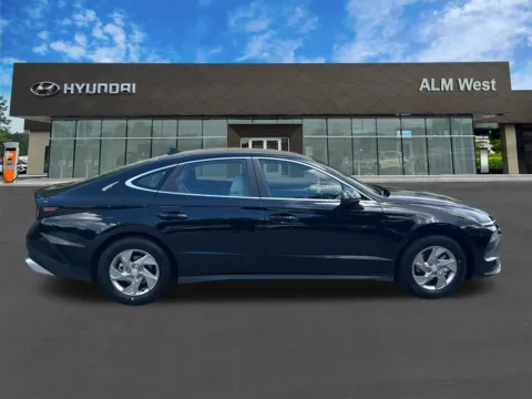 More photos of 2025 Hyundai Sonata SE at ALM Hyundai West, GA