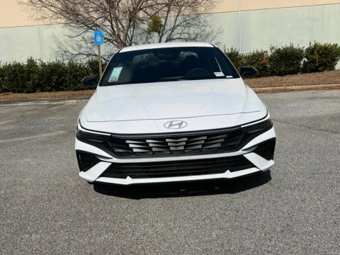 Photos of 2025 Hyundai Elantra SEL Sport for sale in Lithia Springs, GA at ALM Hyundai West